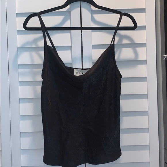 black tank - Picture 5 of 6